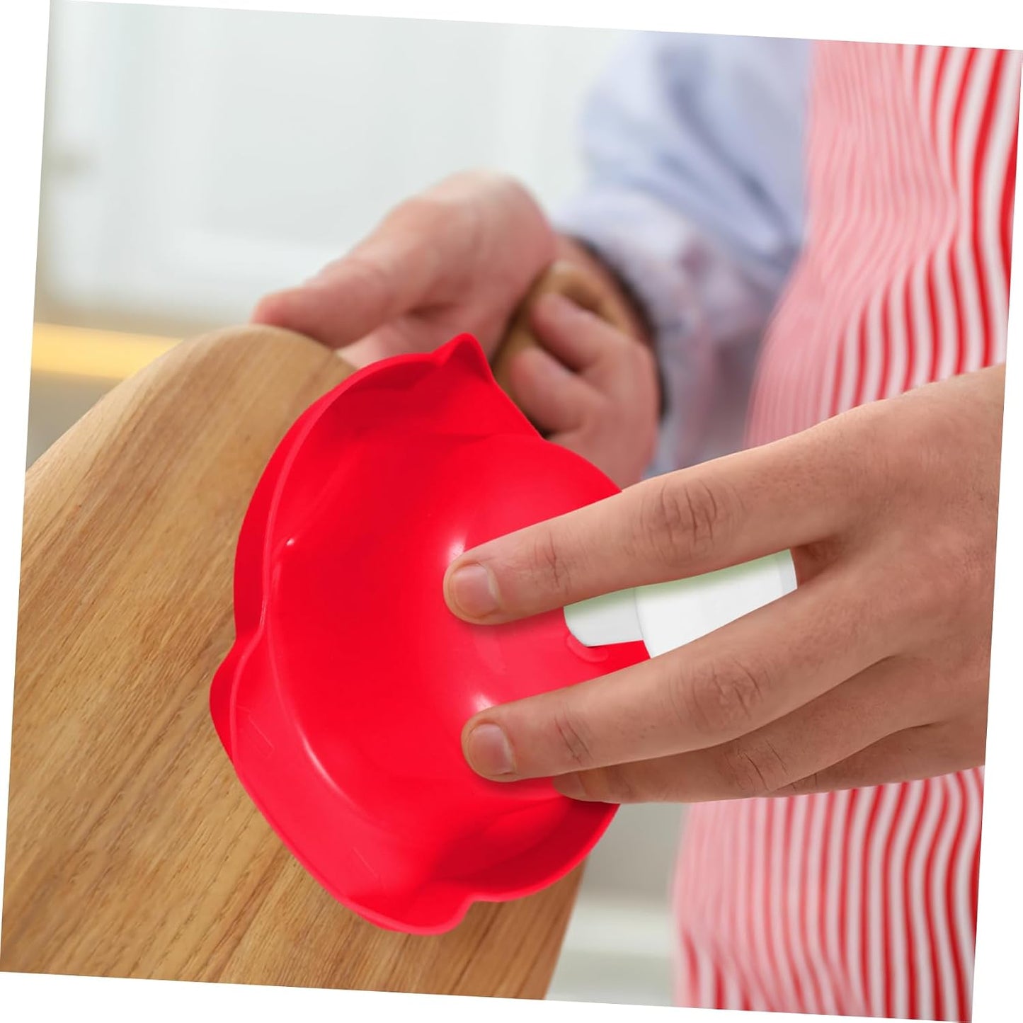 Garneck Grater Hand Protector Finger Cutting Guard for Vegetable Cutting Mandoline Slicer Finger Protector