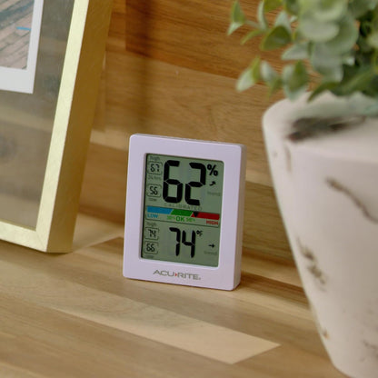 AcuRite Humidity Meter Hygrometer and Indoor Thermometer, Hygrometer