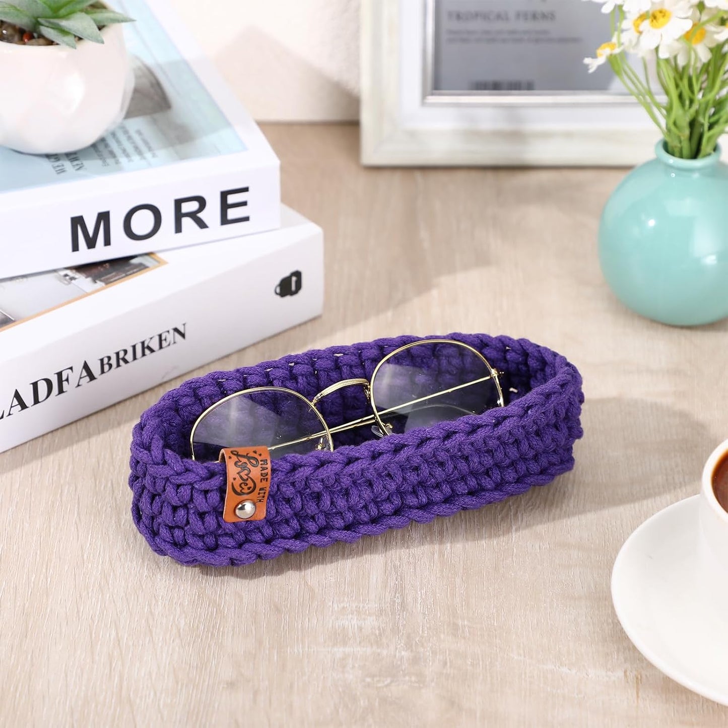 Tioncy Eyeglasses Holder for Nightstand Wool Anti Scratch Desk Bedside Knit Eyeglass Storage for Fathers Day Graduation Gifts