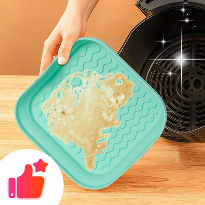 7.7 Inch Silicone Air Fryer Liners Square 2 Pack, Reusable Collapsible Dishwasher Safe Stackable Basket for Air Fryers (One Gray and One Green)