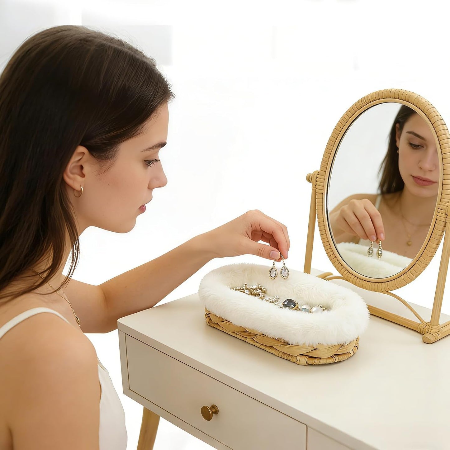 Water Hyacinth Plush Lined Glasses Holder Stand for Nightstand | Anti-scratch Eyeglass Holder for Kids,Protective Glasses Holder Case, Storage Organizer for Office Desk