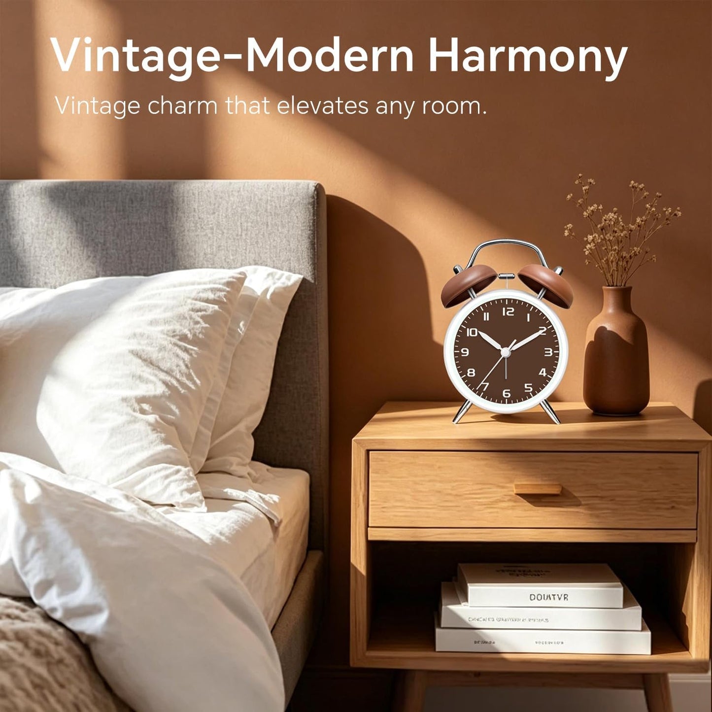 4.5" Analog Alarm Clock for Heavy Sleepers, Loud Battery Operated Alarm Clocks with Light, Metal Silent Desk Clock for Bedrooms, Retro Bedside Clocks for Kids Girls Women Mother Seniors, Pink
