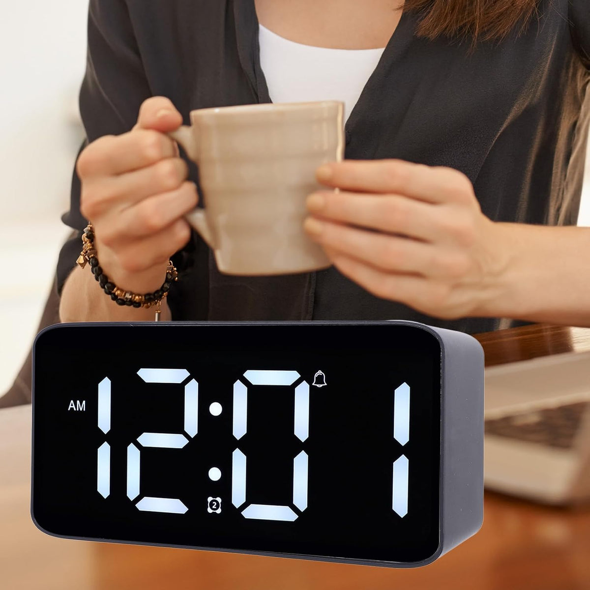 LoudVibrating Alarm Clock for Heavy Sleepers, Alarm Clock with Bed Shaker, Large LED Digital Display Alarm with Corded Vibrator for Hearing Impaired Deaf Teens Adults