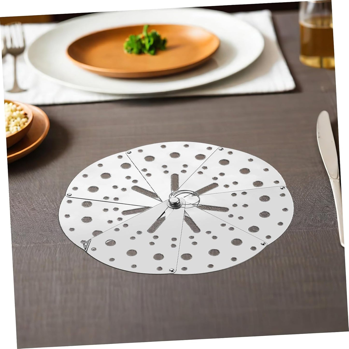 Adjustable Stainless Steel Spill Stopper Cover, Household Anti-spill Lid with Expandable Design for Kitchen Pots and Steamers