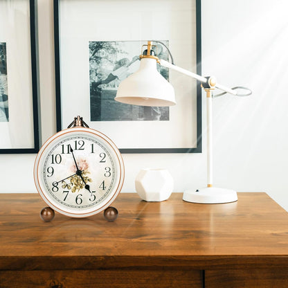 Maxspace 5.2in Analog Clock, Retro Silent Desk Clock Non-Ticking & Battery Operated with Quartz Movement,Clock Decor for Bedroom Living Room
