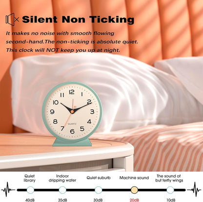 AYRELY® 4.5" Analog Alarm Clock, Small Retro Desk Clock and Table Clock