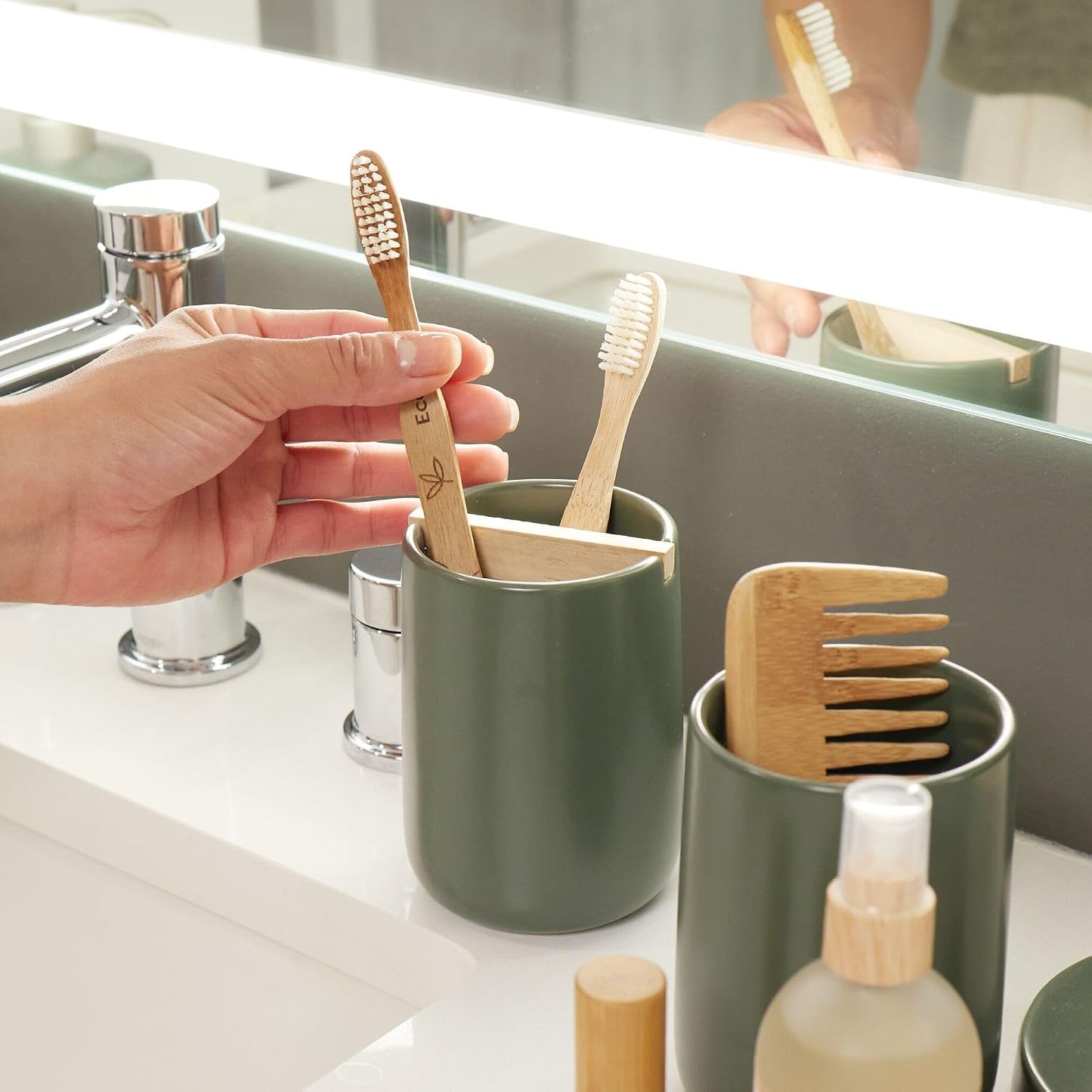 iDesign Ceramic Earth Collection Toothbrush Holder, Moss/Natural Wood | Paulownia Wood Divider