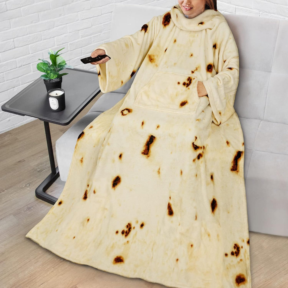 PAVILIA Blanket with Sleeves for Adult Women Men, Soft Warm Wearable Blanket Fleece Wrap Throw, Robe Blanket Gift
