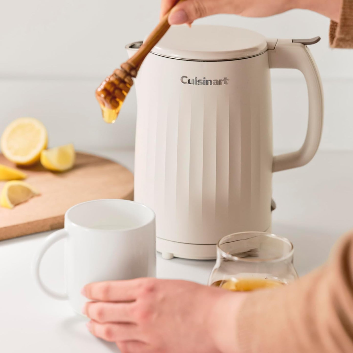 Cuisinart Soho 1-Liter Double Wall Electric Hot Water Kettle, Tea Kettle with Stainless Steel Interior, One Touch Operation to Boil Water for Tea, Hot Cocoa, or Instant Oatmeal, CK-10BK, Black