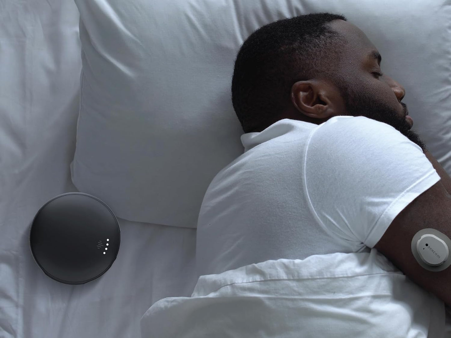 iLuv SmartShaker 3, Wireless Bed Shaker for Hearing Impaired & Heavy Sleepers, 20 Alarms, Call & App Alerts, Bluetooth, Rechargeable Battery, Auto DST, iOS & Android Compatible