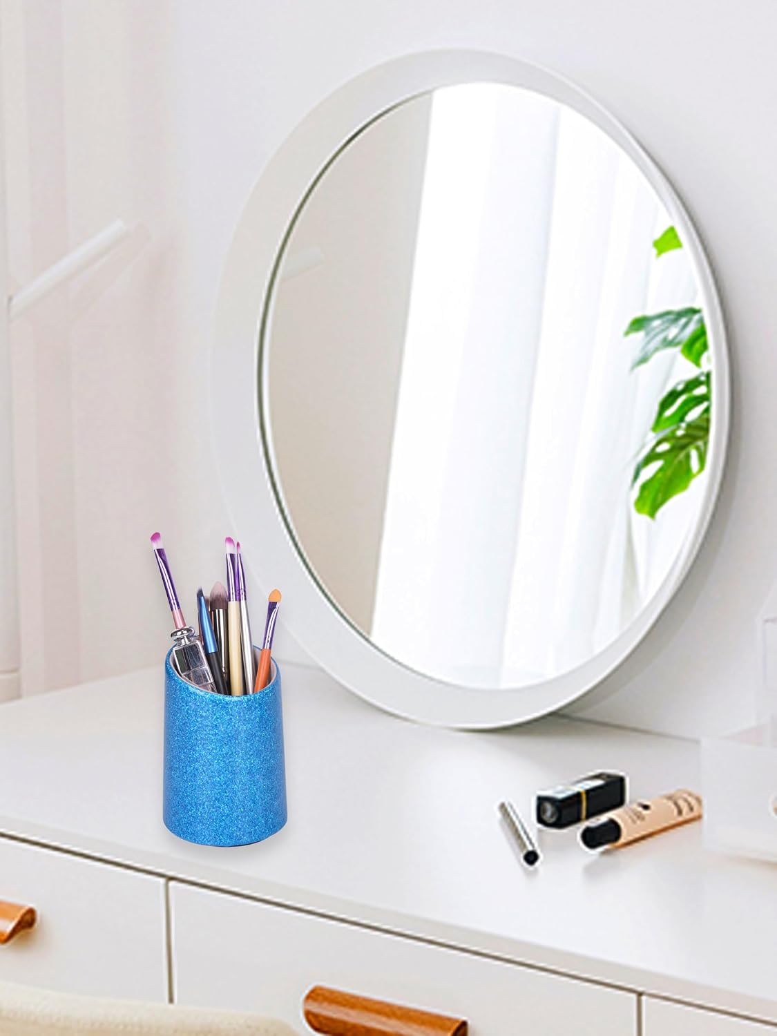 Baitaihem Eyeglasses Holder Stand Protective Glasses Holder For Desks Or Nightstands Pack of 2