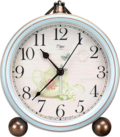 Maxspace 5.2in Analog Clock, Retro Silent Desk Clock Non-Ticking & Battery Operated with Quartz Movement,Clock Decor for Bedroom Living Room