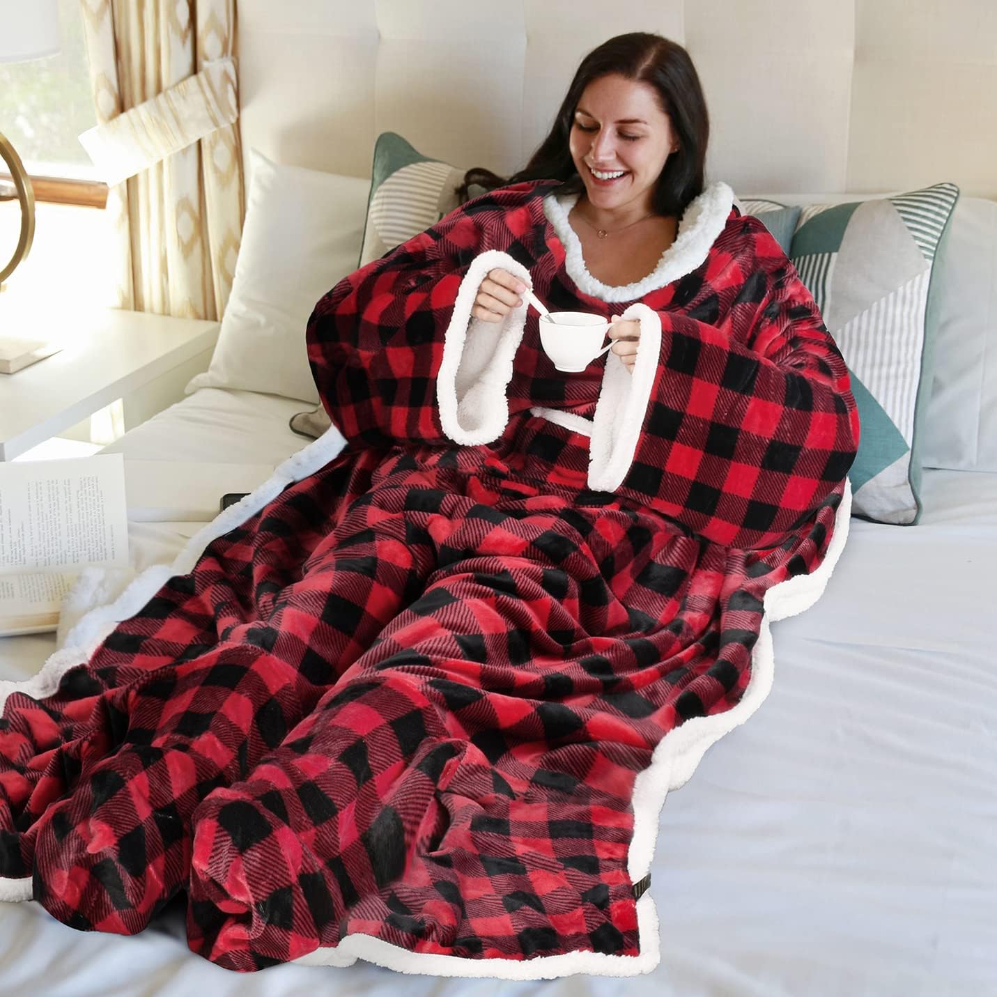 Catalonia Wearable Blanket with Sleeves & Foot Pocket for Adults | Soft Fleece Throw Wrap with Hands-Free Comfort, Perfect for Reading, TV Time & Relaxing, Christmas Gift for Women & Men