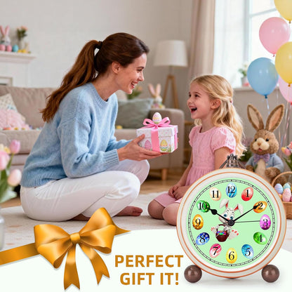 Maxspace 5.2in Analog Clock, Retro Silent Desk Clock Non-Ticking & Battery Operated with Quartz Movement,Clock Decor for Bedroom Living Room