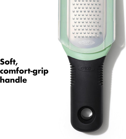 OXO Good Grips Etched Coarse Grater with Handle, Orange | Coarse Kitchen Grater, Sharp Etched Teeth, Non-Slip Handle, Hard Cheese, Vegetables, Chocolate, Easy Grip