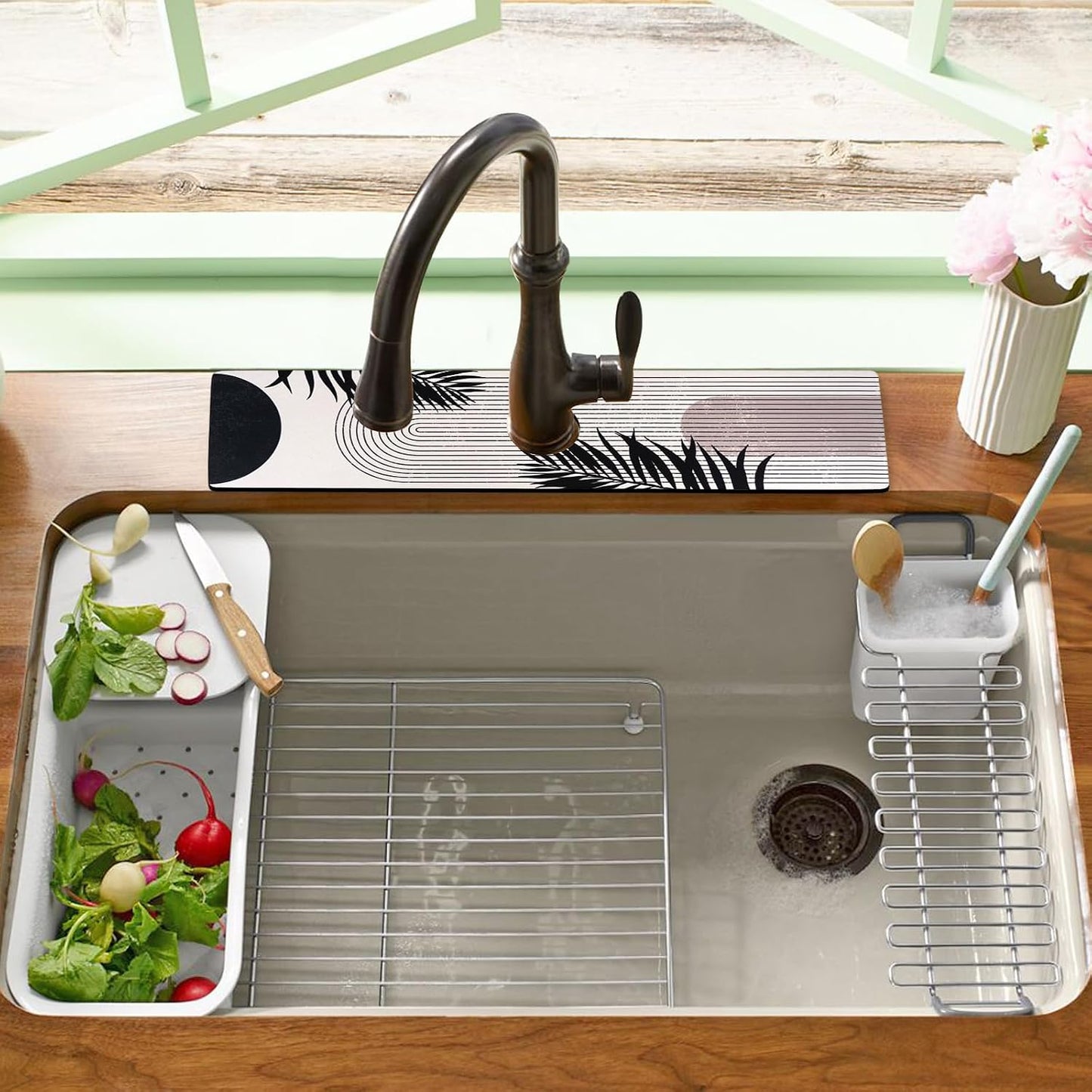 Sink Faucet Absorbing Mat, 2 Pack Drying Mat Around Faucet Sink Splash Guard Behind Faucet Sinkmat For Kitchen Bathroom Island Rv 24 * 5.5 Inch (60 * 14 cm)