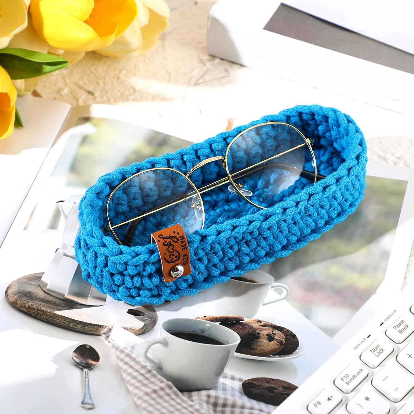 Tioncy Eyeglasses Holder for Nightstand Wool Anti Scratch Desk Bedside Knit Eyeglass Storage for Fathers Day Graduation Gifts