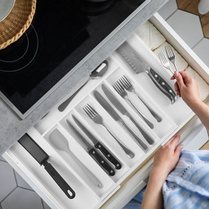 Expandable Bamboo Kitchen Drawer Organizer for Cutlery and Utensils, Adjustable Bamboo Wood Cutlery Tray in Drawer for Flatware and Silverware in Kitchen, (Natural)