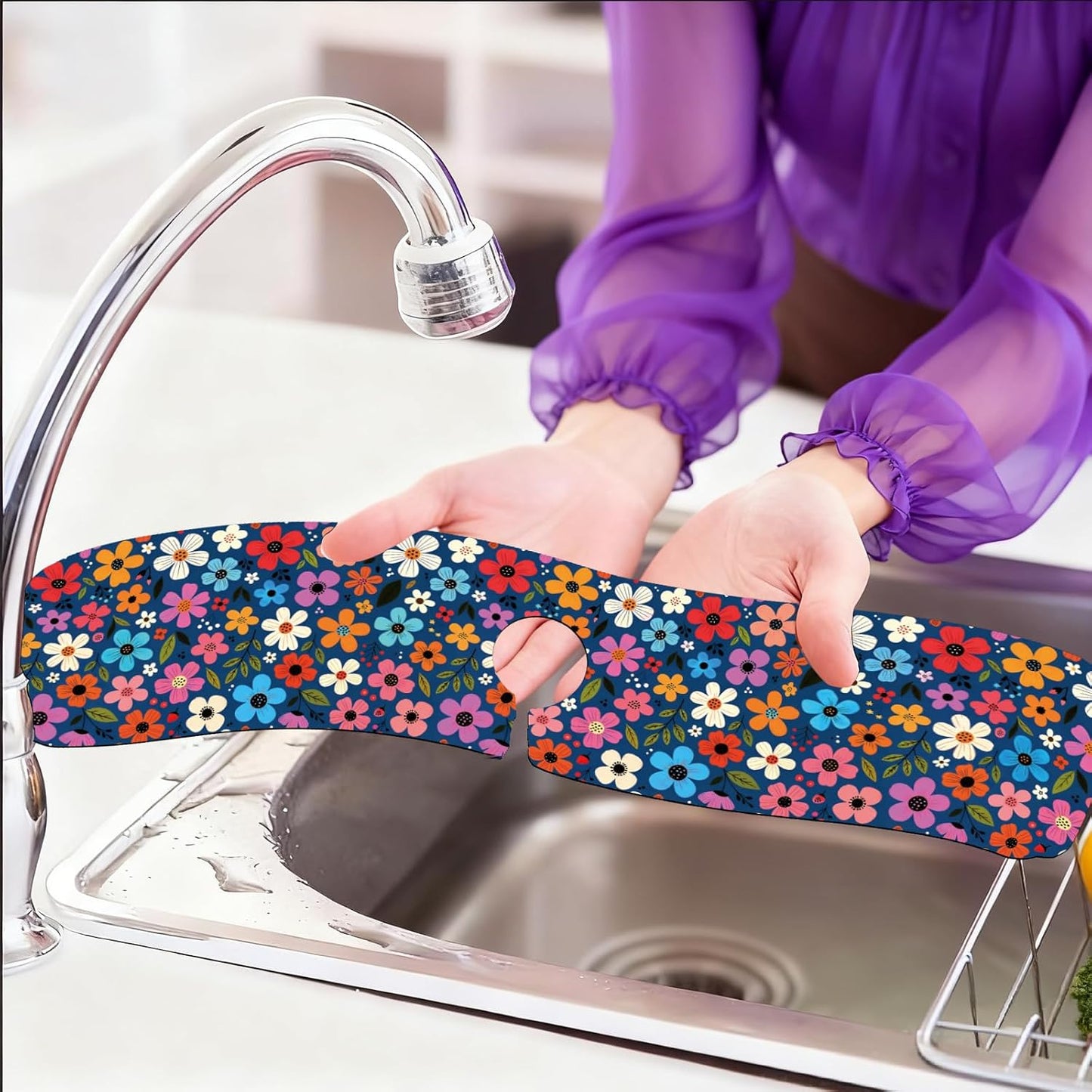2 Pcs Kitchen Sink Splash Guard Faucet Mat Wood Grain Pattern Faucet Mat for Sinks Natural Wood Color Absorbing Drying Mats for Kitchen Bathroom, 23.6x5.5inch