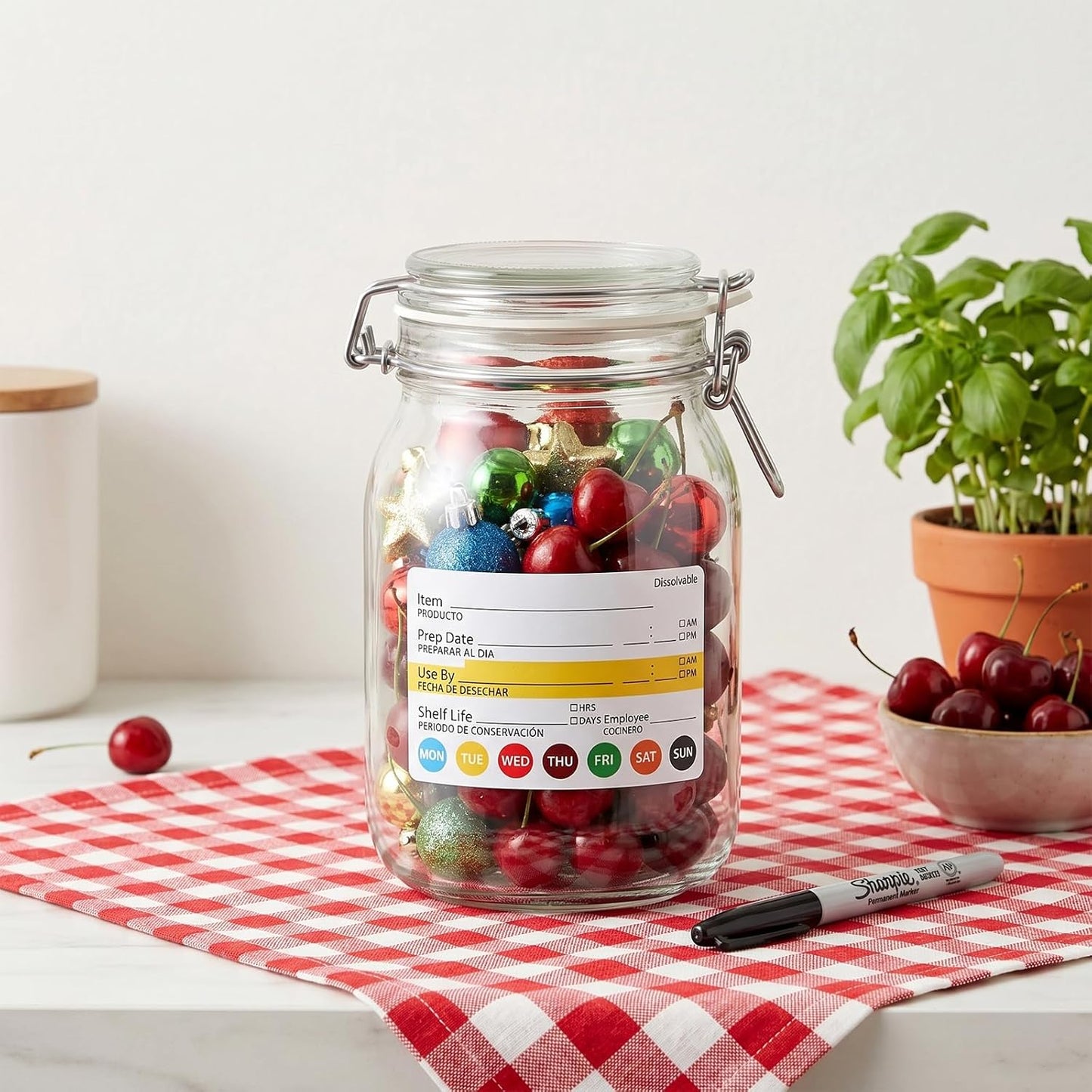 1500pcs Dissolvable Label 2x3in Food Rotation Stickers | 2×3" / 5×7.6cm, easy-to-read format Strong adhesive, sticks to plastic, glass & metal Perfect for restaurants, cafés, kitchen