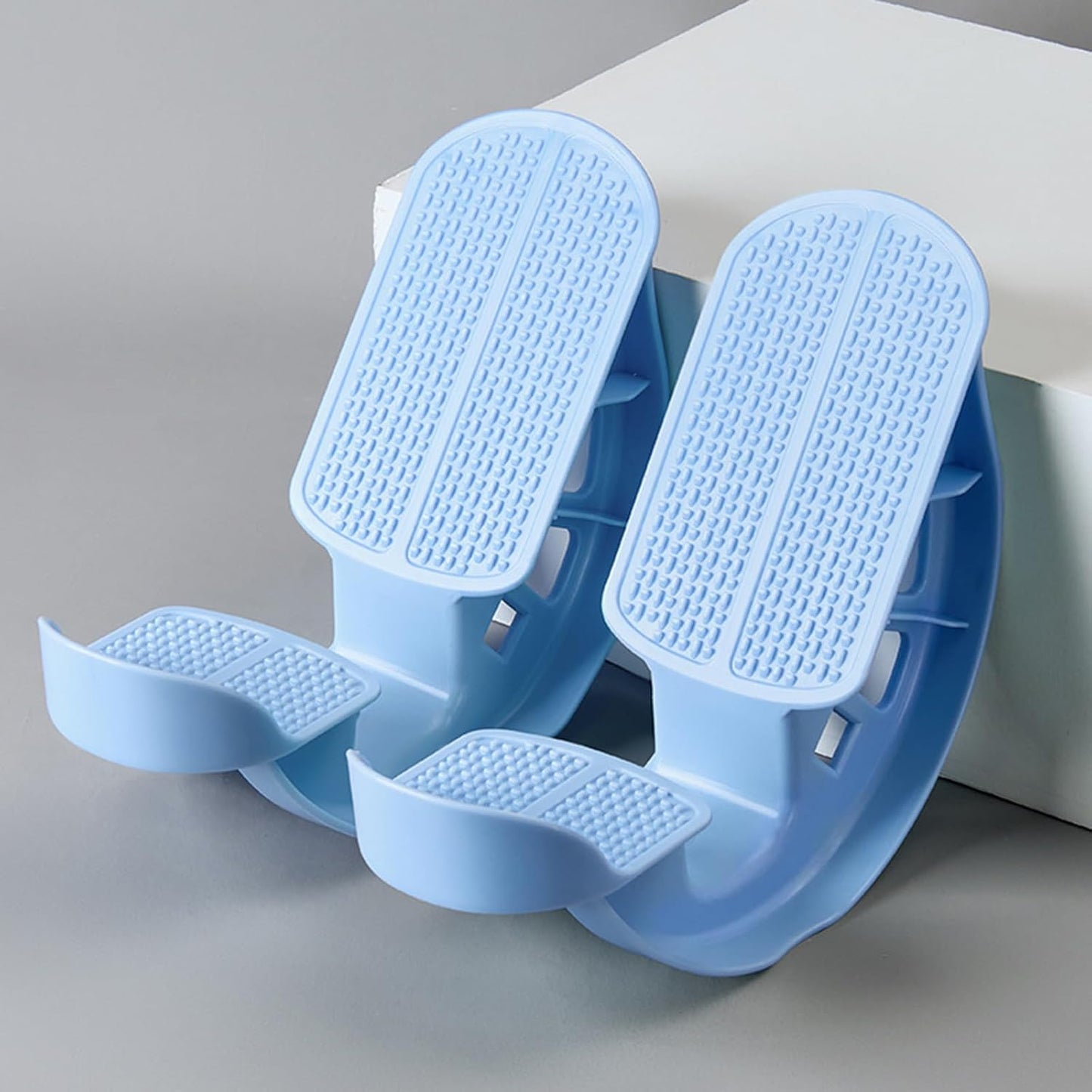 2 Calf Stretch Wheel Foot Rocker Board Indoor Leg Massager Foot Stretcher Rocker for Body Flexibility and Muscle Relaxation