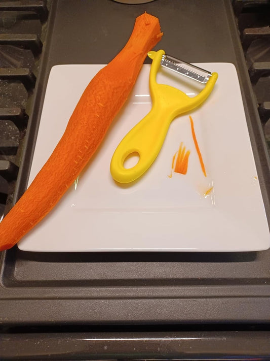 Rocky Mountain Goods Julienne Peeler Vegetable Slicer - Fine Grater for Salads and Stir Fry, Stainless Steel, Safety Cover, Dishwasher Safe - For Carrots, Zuchini Noodles, Cucumbers, Potatoes, Peppers