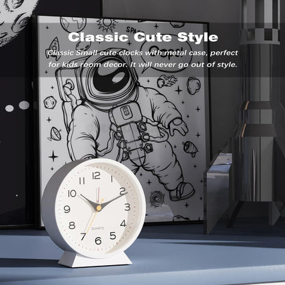 AYRELY® 4.5" Analog Alarm Clock, Small Retro Desk Clock and Table Clock