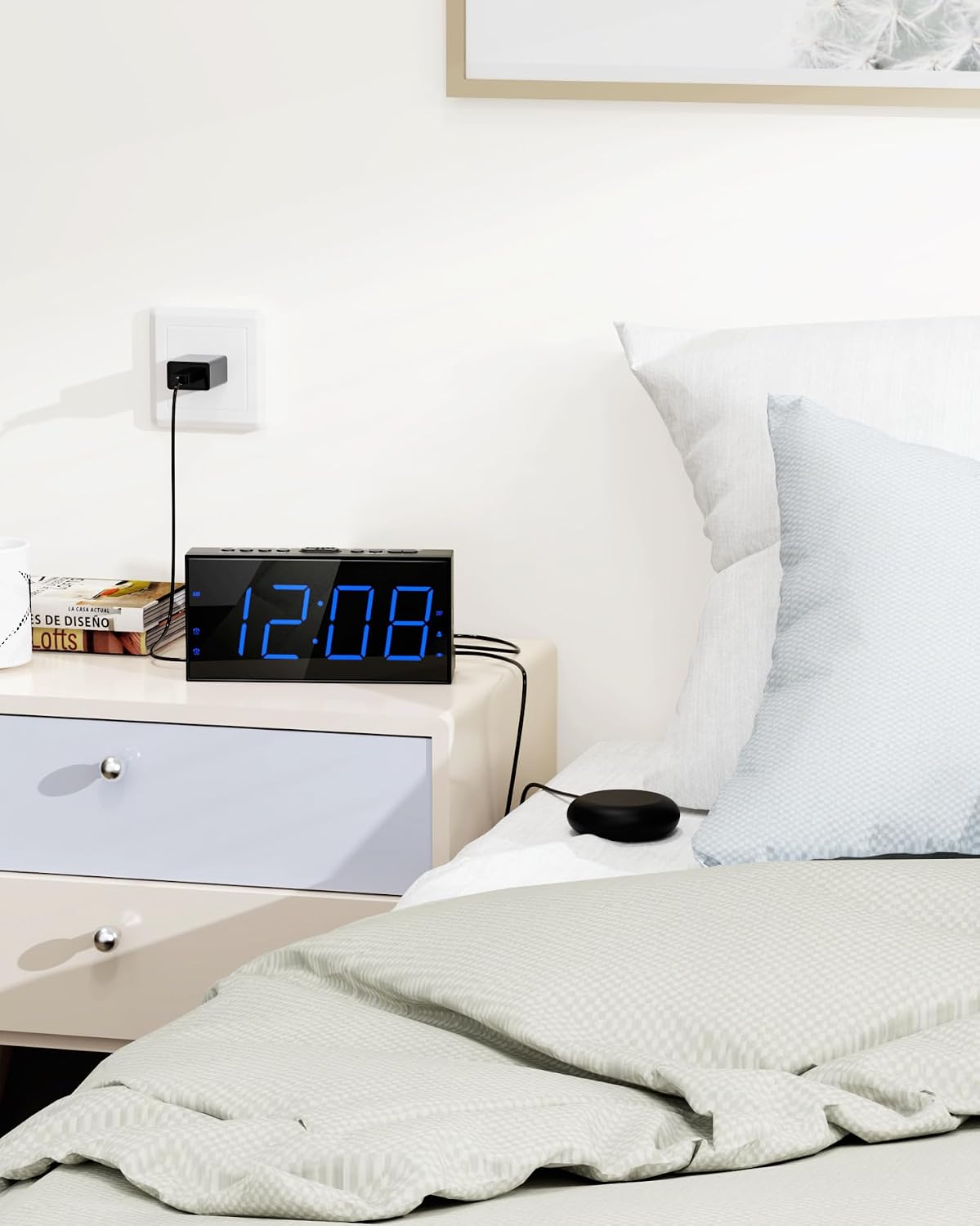 Roxicosly Alarm Clock with Bed Shaker, Vibrating Alarm Clock for Heavy Sleepers/Hard of Hearing/Deaf,Dual Alarms, 7.5’’ Large LED Display, Dimmer, USB Charging Port, Plug-in with Memory Function