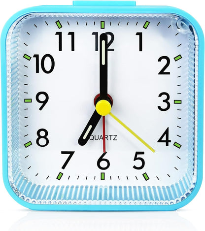 Lamisola Small Analog Travel Alarm Clock, Battery Operated Desk Table Shelf Clock for Kids, Quieter Bedside Alarm Clocks for Bedrooms Bathroom Living Room Kitchen, Black