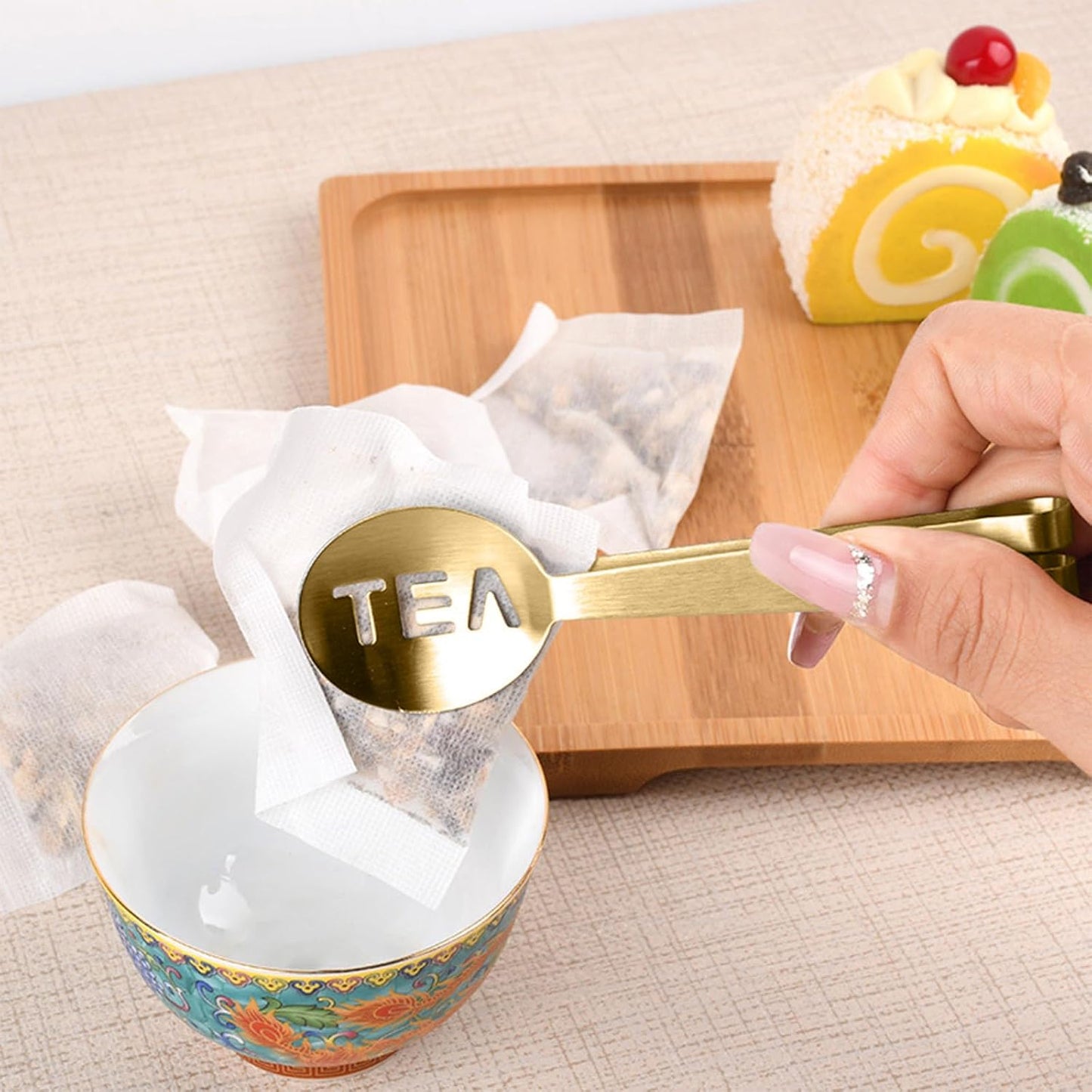Tea Bag Squeezer, 2Pcs Gold & 2Pcs Silver, Stainless Steel | Clip On Strainer, Tea Spoon Tongs, For Loose Tea Ice Sugar Cubes, Tea Bag Holder, Tea Accessories For Tea Drinkers