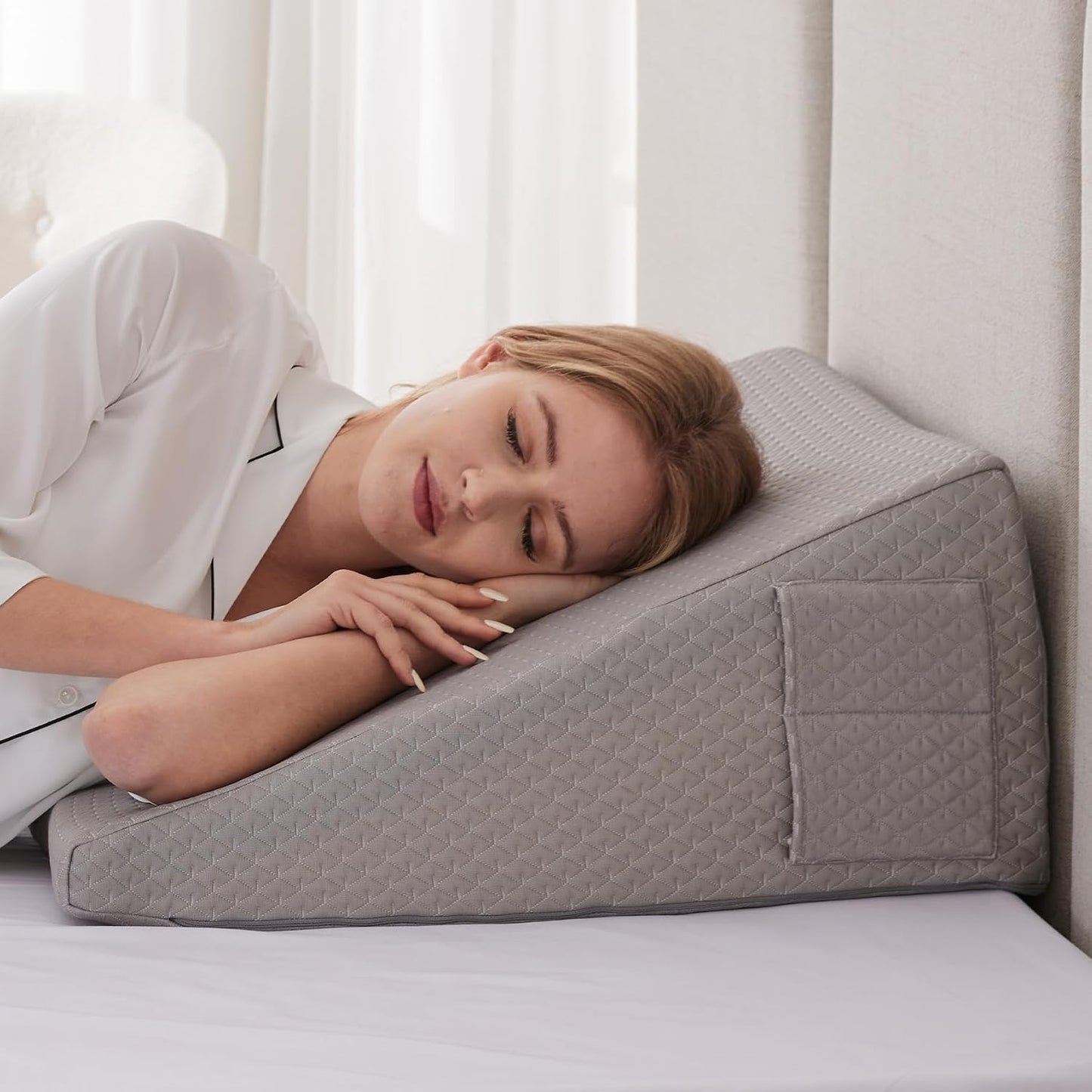 Ruqmuis Wedge Pillow for Acid Reflux, Bed Wedge Pillow for Headboard 10", Pillow Wedge for Back Pain Relief, Post Surgery, Elevated Pillows for Sleeping, Snoring, Triangle Pillow with Cover, White