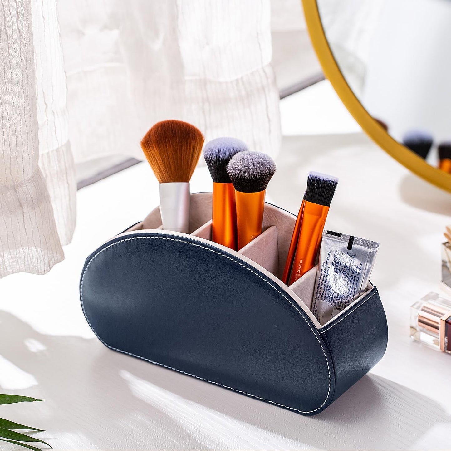 Remote Control Holders Organizer Box with 5 Compartment PU Leather Caddy | Multi-functional Office Desk Storage Caddy Store Tv Remote for Media Player,Brush,Pencil,Glassees&Office Supplies