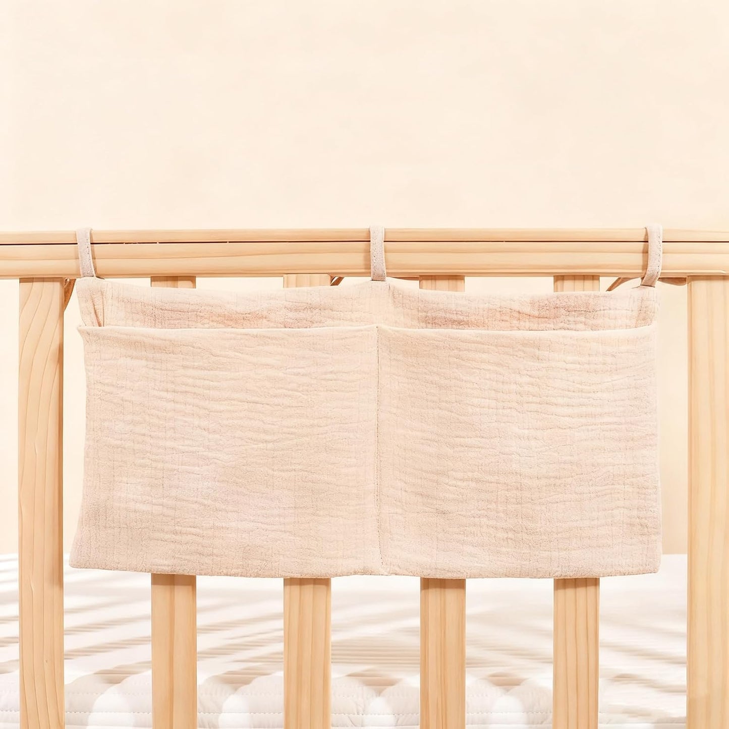 Baby Bedside Hanging Storage Bag Muslin Cotton Teddy Bear, Crib Diaper Caddy Organizer 2 Pockets, Nappy-Dormitory Nursery Organization Holder for Cribs, Playard or Wall Milk Bottle Bib Organizing