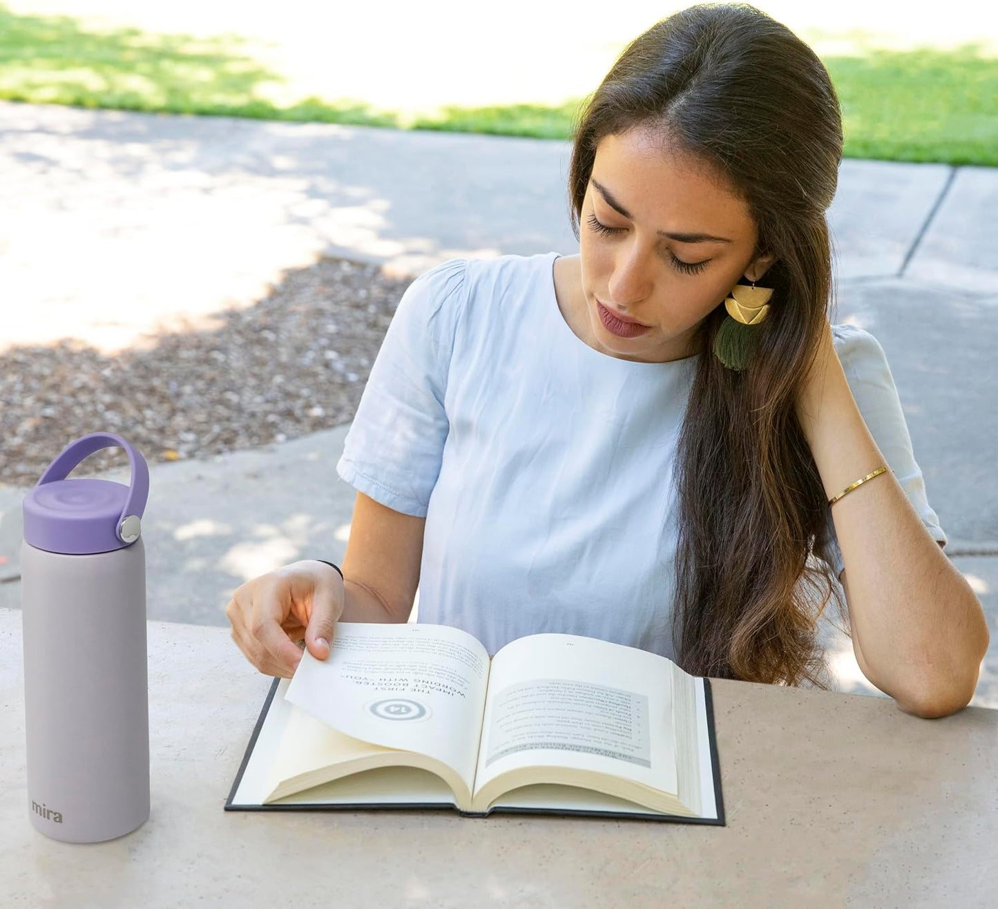 MIRA 18 oz Tea Infuser Thermo - Stainless Steel Travel Bottle with Removable Strainer for Loose Leaf Tea - Insulated Hot & Cold Brew Steeper - White