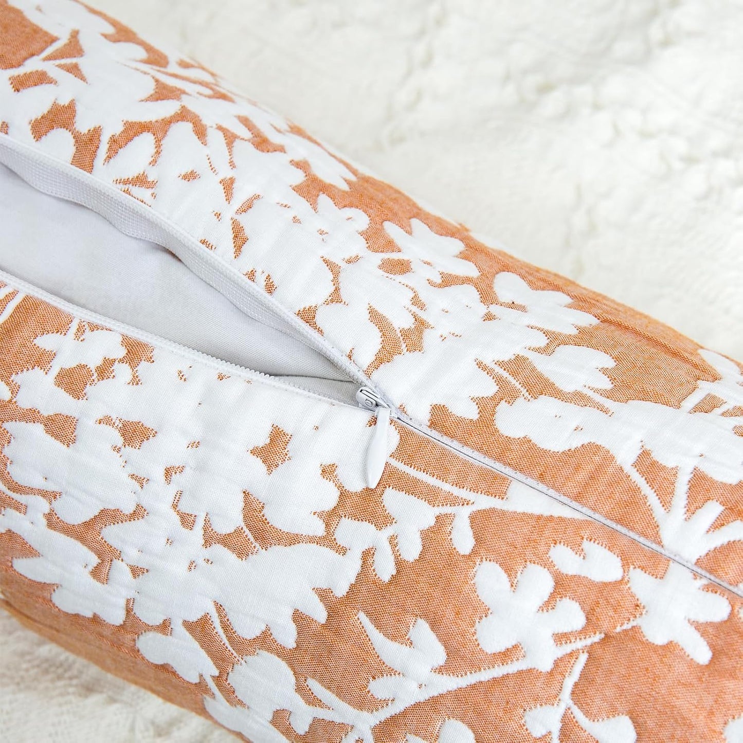 Buckwheat Neck Support Pillow Cervical Neck Cylinder Bolster Pillow,Buckwheat Hulls Adjustable Roll Pillow,Neck Pain Relief for Back and Side Sleepers Round Pillows for Lunch Break beige, 6*15 inch