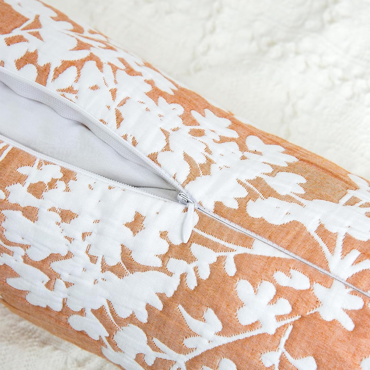 Buckwheat Neck Support Pillow Cervical Neck Cylinder Bolster Pillow,Buckwheat Hulls Adjustable Roll Pillow,Neck Pain Relief for Back and Side Sleepers Round Pillows for Lunch Break beige, 6*15 inch
