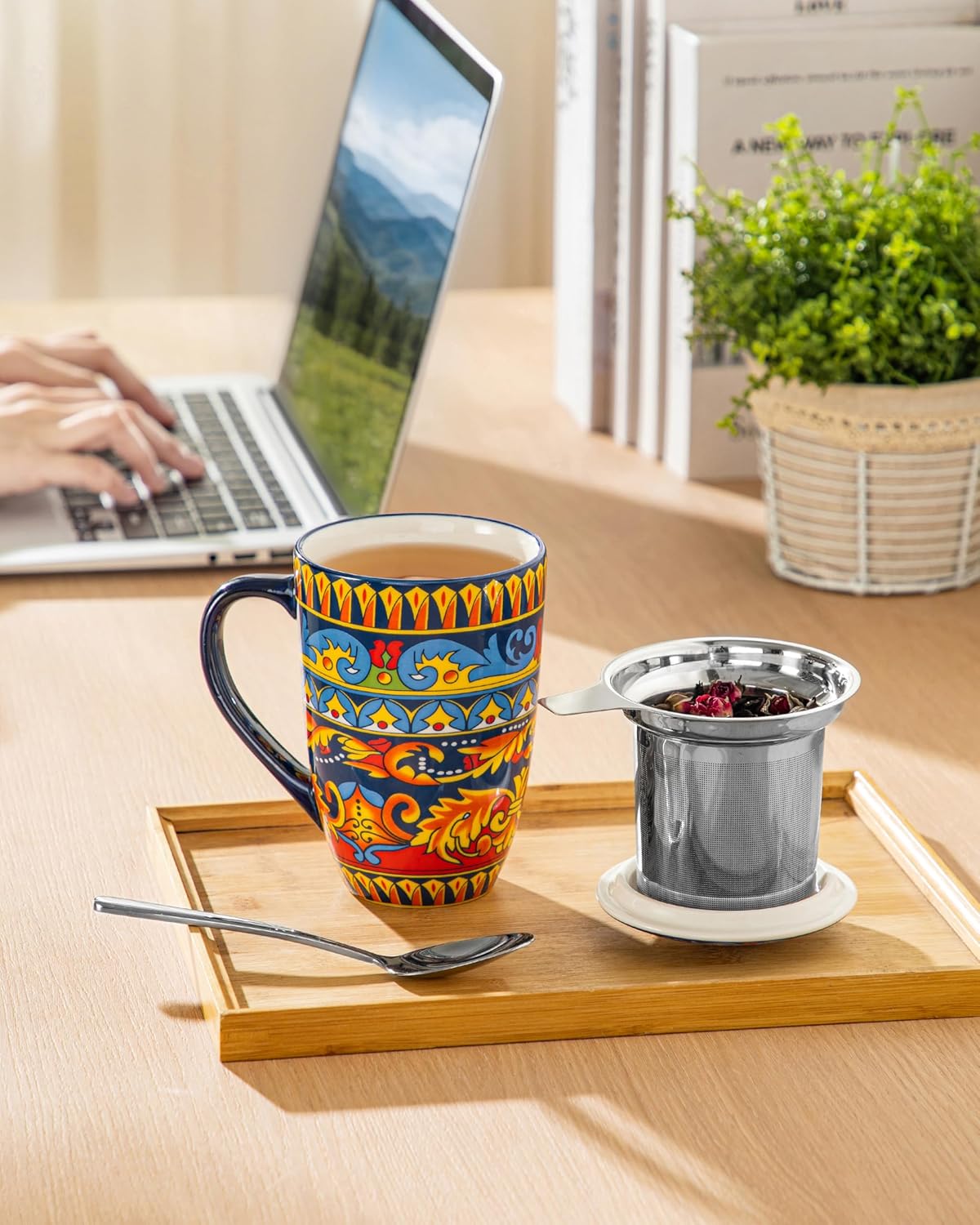 vancasso 18 Oz Tea Infuser Mug with Lid, Mint Petal Whirl | Eye catching Bohemian pattern, adds charm to any tea corner, ceramic mug with infuser, microwave and dishwasher safe