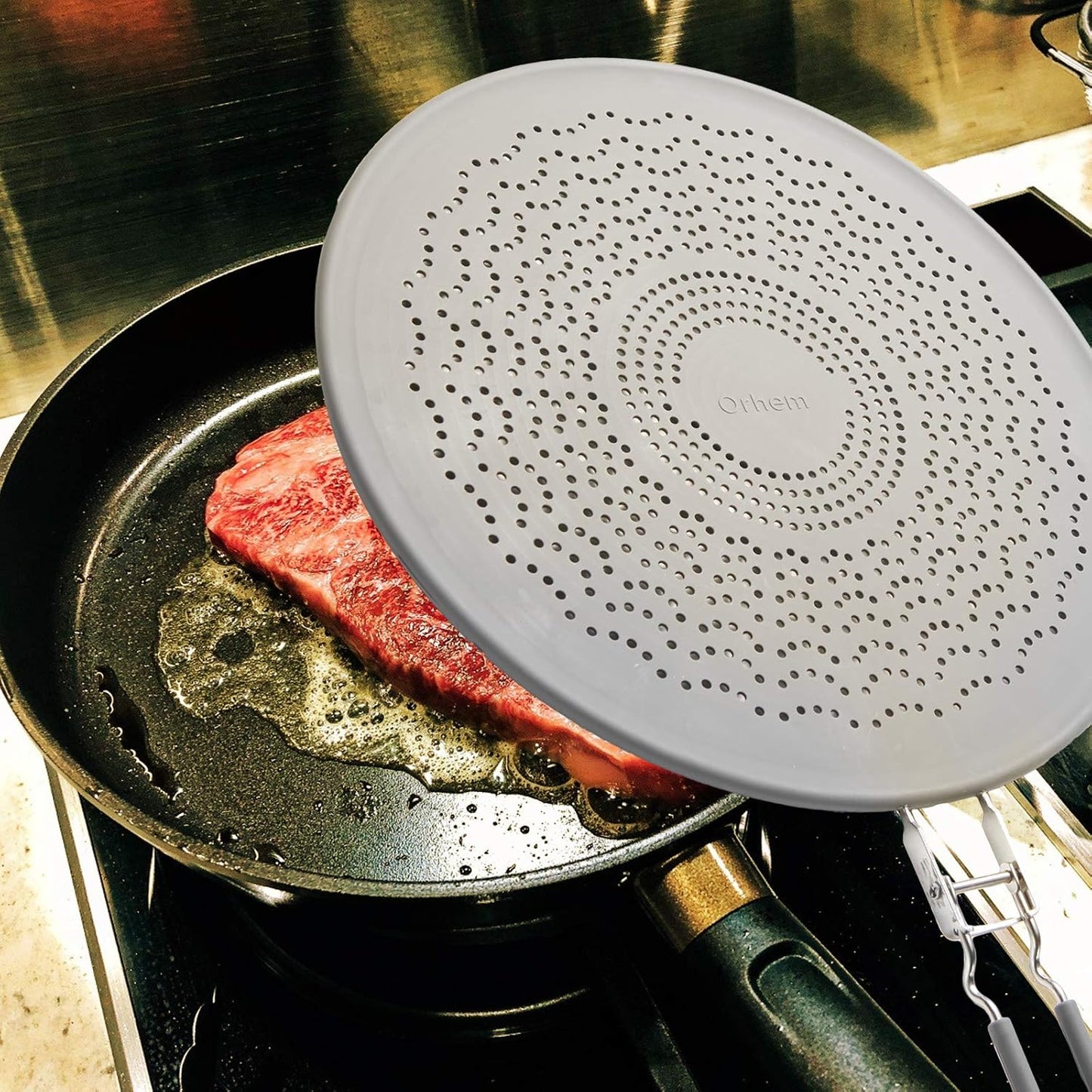Silicone Grease Splatter Screen Pan Cover with Folding Handle, Heat Resistant Cooling Mat, Strainer, Drain Board, Oil Splash Guard for Frying Pan Cooking, 11.4 Inch