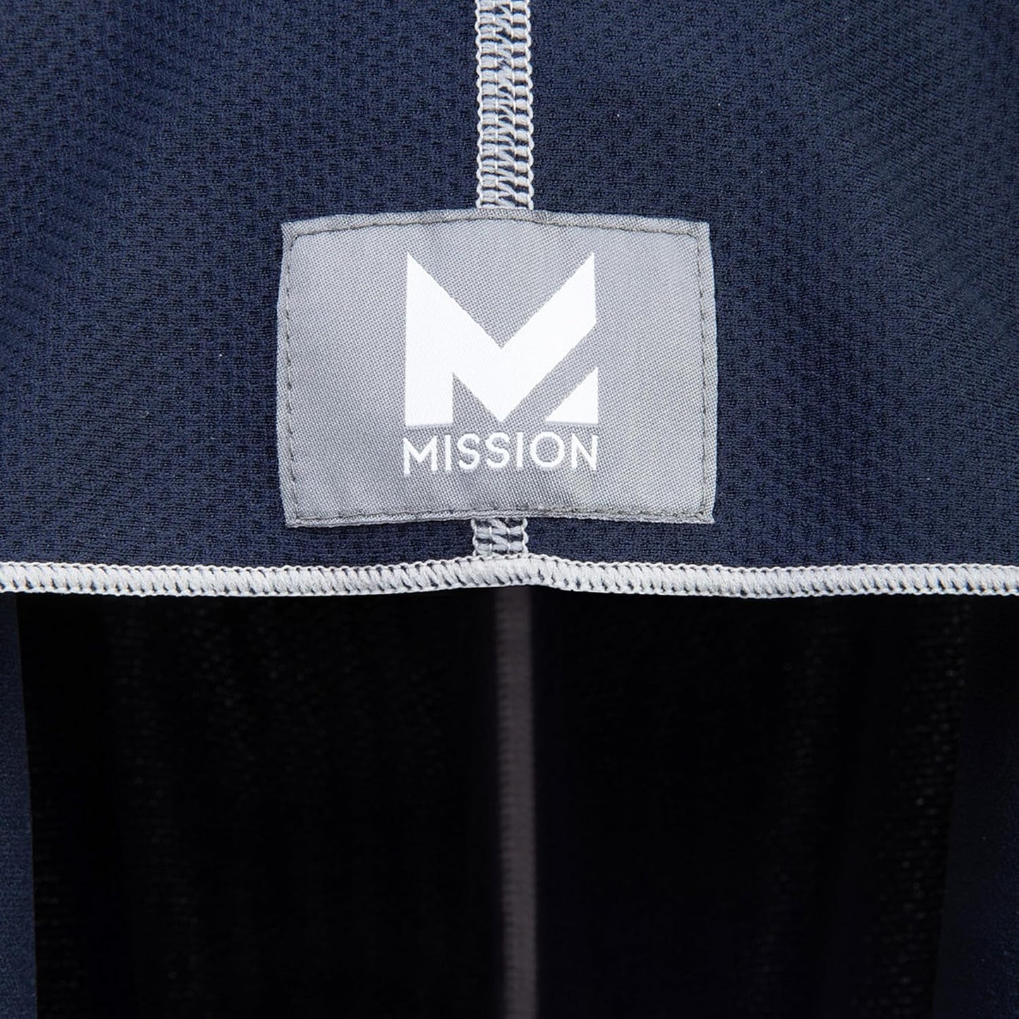 MISSION Cooling Hoodie Towel, Evaporative Cool Technology, Cools Instantly When Wet, UPF 50 Sun Protection, Contours Your Head to Stay in Place, Great for Sports, Fitness, Gym