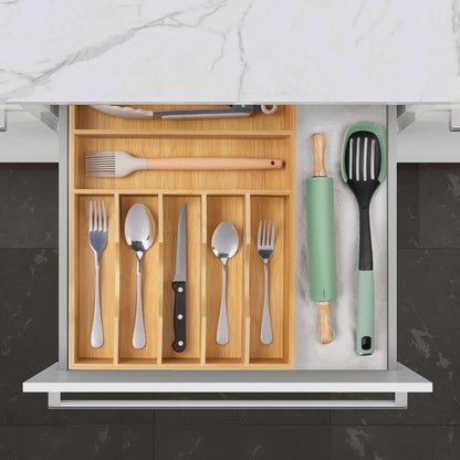 Expandable Bamboo Kitchen Drawer Organizer for Cutlery and Utensils, Adjustable Bamboo Wood Cutlery Tray in Drawer for Flatware and Silverware in Kitchen, (Natural)