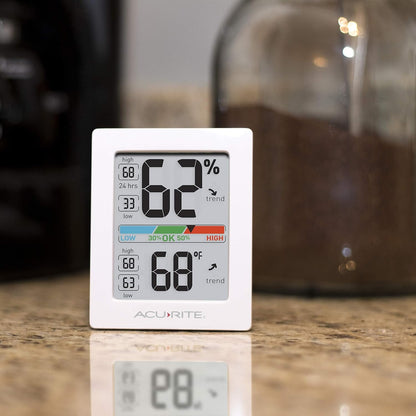 AcuRite Humidity Meter Hygrometer and Indoor Thermometer, Hygrometer