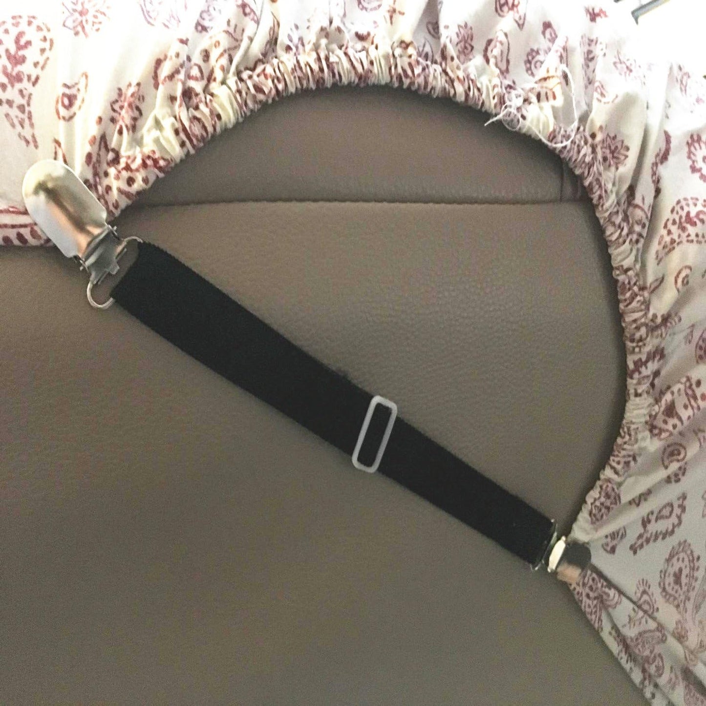 Bed Sheet Clips Straps Sheet Holder Mattress Clips, 4 Pcs Adjustable Elastic Bed Sheet Grippers Straps Suspender Fasteners Holder