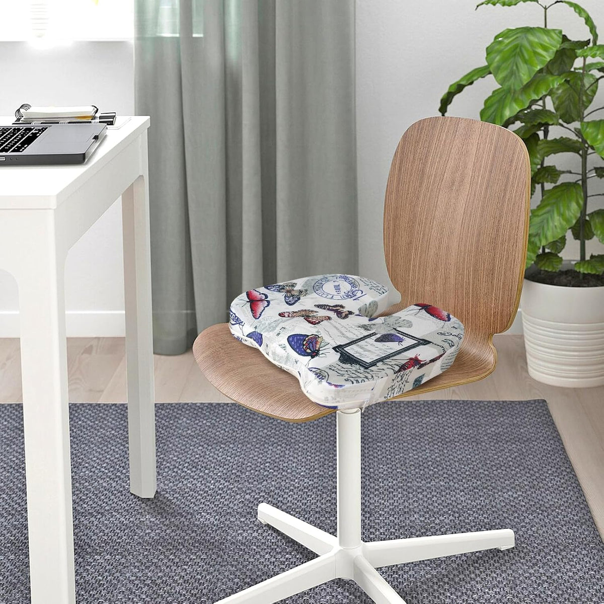 Tailbone Pain Relief Cushion, Memory Foam Seat Cushion for Coccyx Sciatica Pain Pressure Relief Office Desk Chair