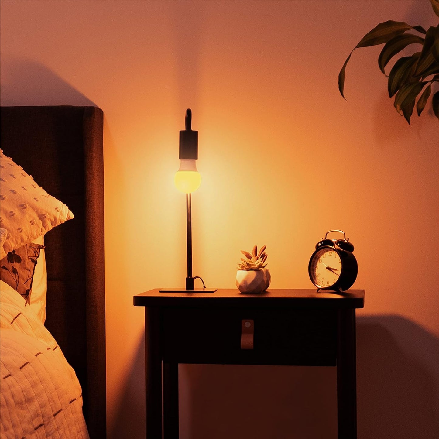 Amber Light Bulbs for Sleep I 1800K Warm Light Bulbs for Bedside Lamp I 7 Watt E26 Led Bulb (60W Equiv) Orange Led Lights for Bedroom Soft Warm Lighting I Dim Night Light for Kids Room Warm Light Lamp