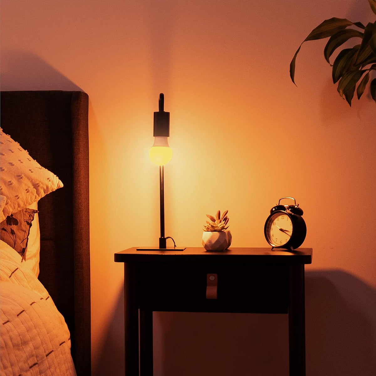 Amber Light Bulbs for Sleep I 1800K Warm Light Bulbs for Bedside Lamp I 7 Watt E26 Led Bulb (60W Equiv) Orange Led Lights for Bedroom Soft Warm Lighting I Dim Night Light for Kids Room Warm Light Lamp