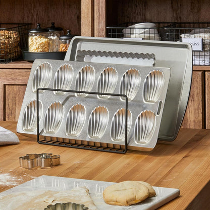 mDesign 3 Slot Tray and Pan Rack — Metal Wire Rack for Pantry and Kitchen Storage — Freestanding Pan Lid Holder Also for Baking Trays and Crockery – Silver