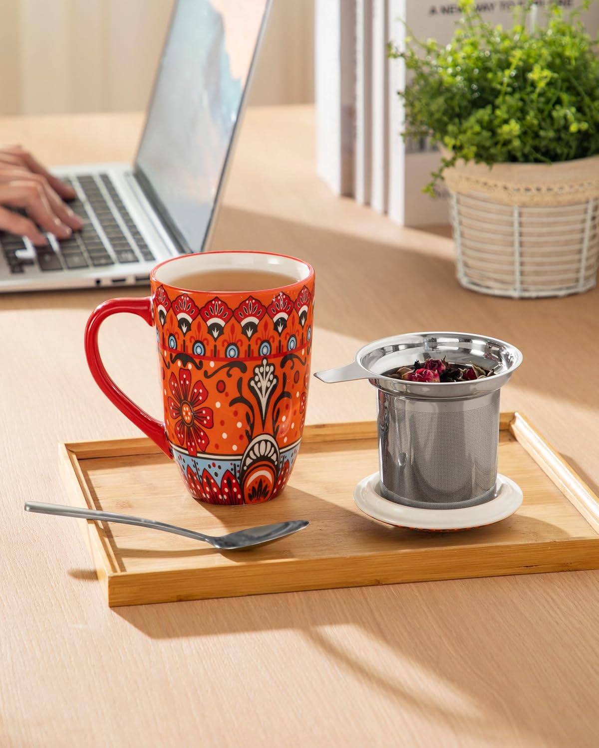 vancasso 18 Oz Tea Infuser Mug with Lid, Mint Petal Whirl | Eye catching Bohemian pattern, adds charm to any tea corner, ceramic mug with infuser, microwave and dishwasher safe