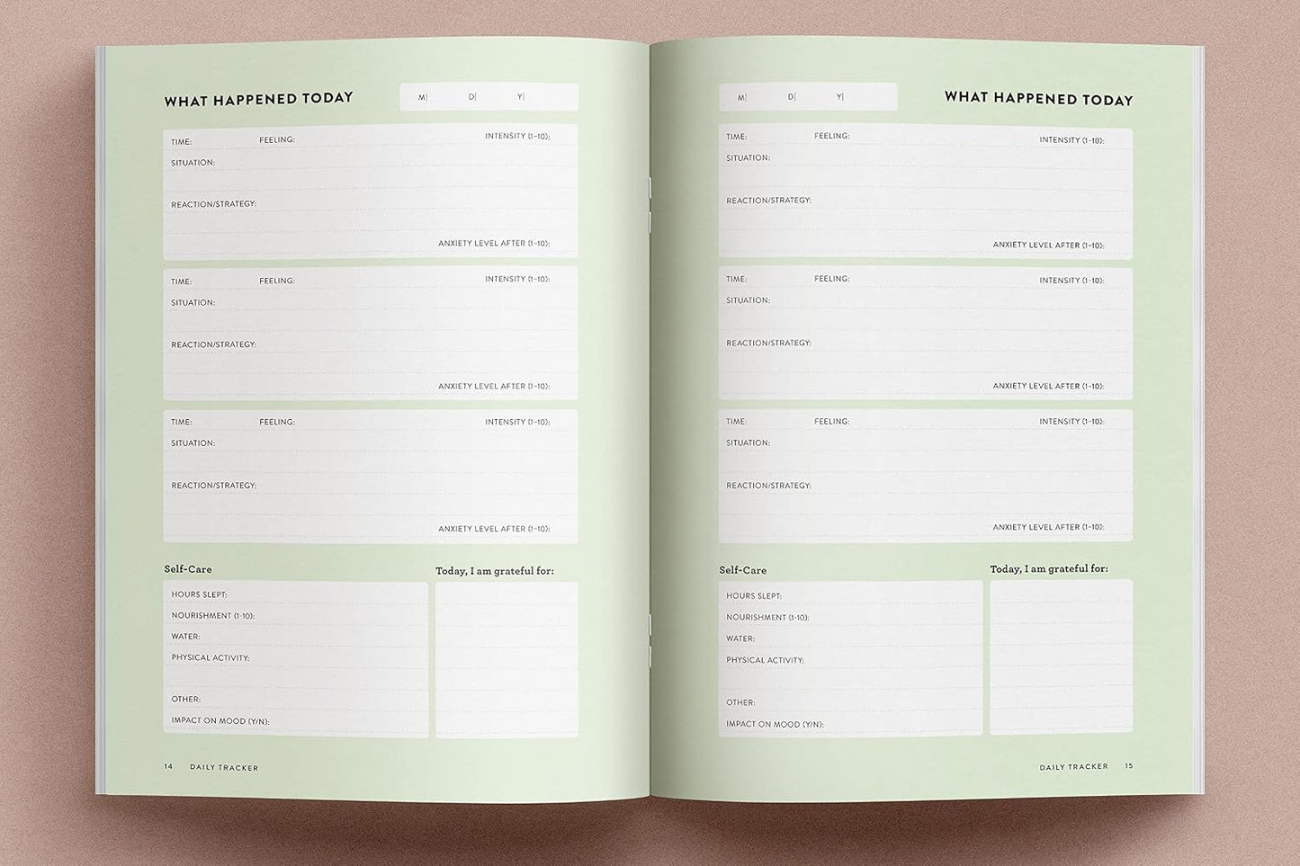 Mental Health Tracker: A Daily Journal to Manage Anxiety and Create Healthy Habits
