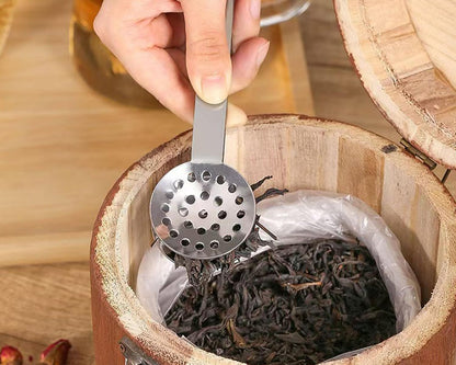 Stainless Steel Tea Tongs Round Perforated Loose Leaf Tea Filter Clips | Polished Tea Bag Squeezer with Round Holes Strains Loose Tea Leaves,Anti-Scald Long Handle Ensures Safe Use for Tea Brewing