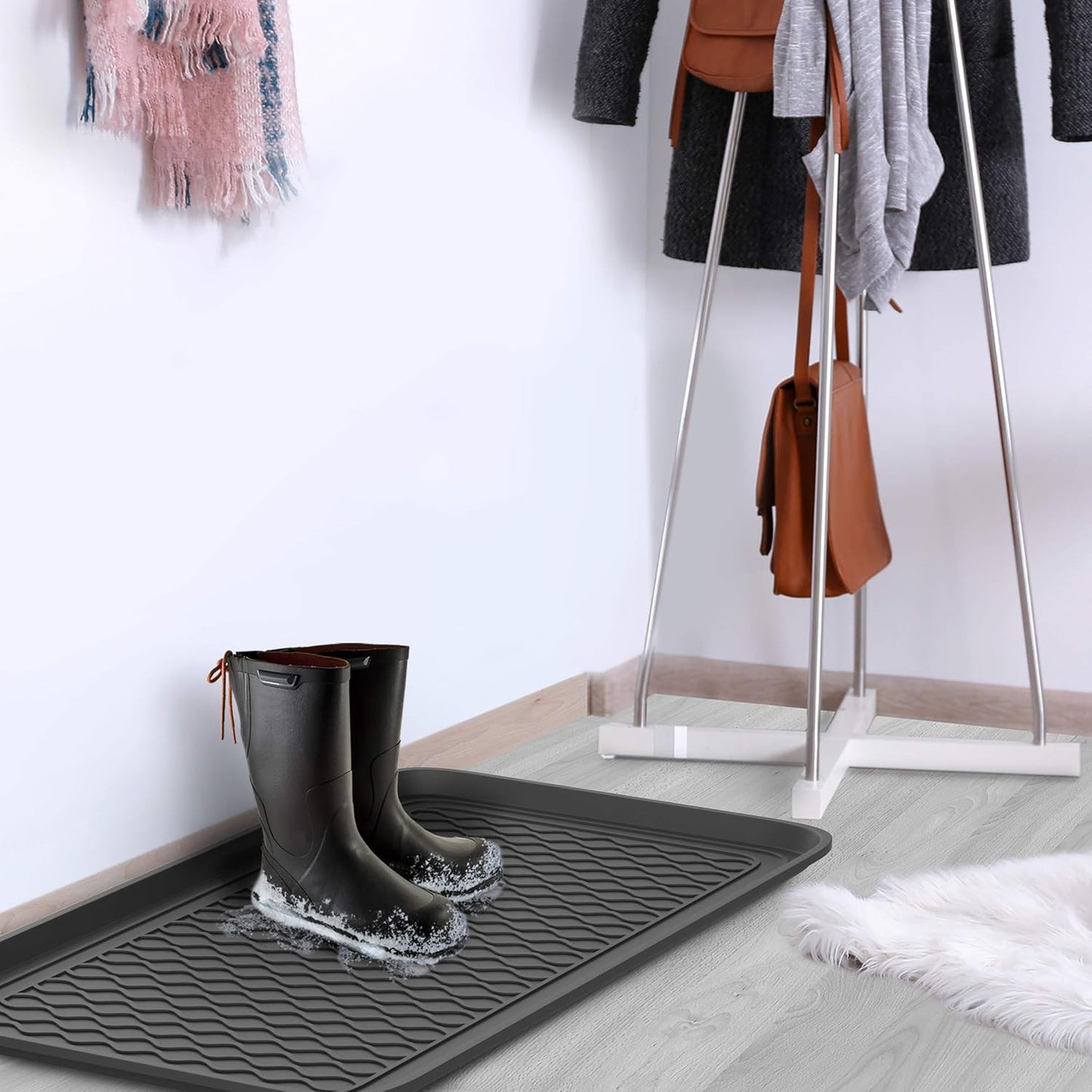 Stalwart 75-ST6012 All Weather Boot Tray-Water Resistant Plastic Utility Shoe Mat for Indoor and Outdoor Use in All Seasons (Black), Large